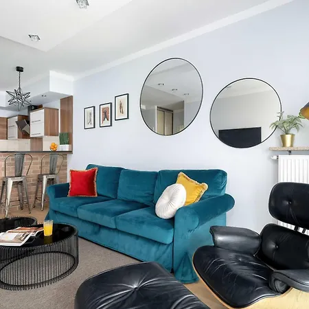 Przytulny Jasny Z Balkonem Oraz Parkingiem By Renters Apartman *