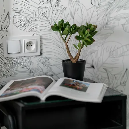 Przytulny Jasny Z Balkonem Oraz Parkingiem By Renters Apartman