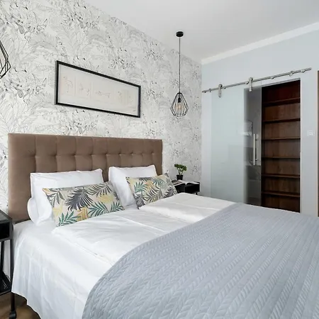 Apartman Przytulny Jasny Z Balkonem Oraz Parkingiem By Renters *